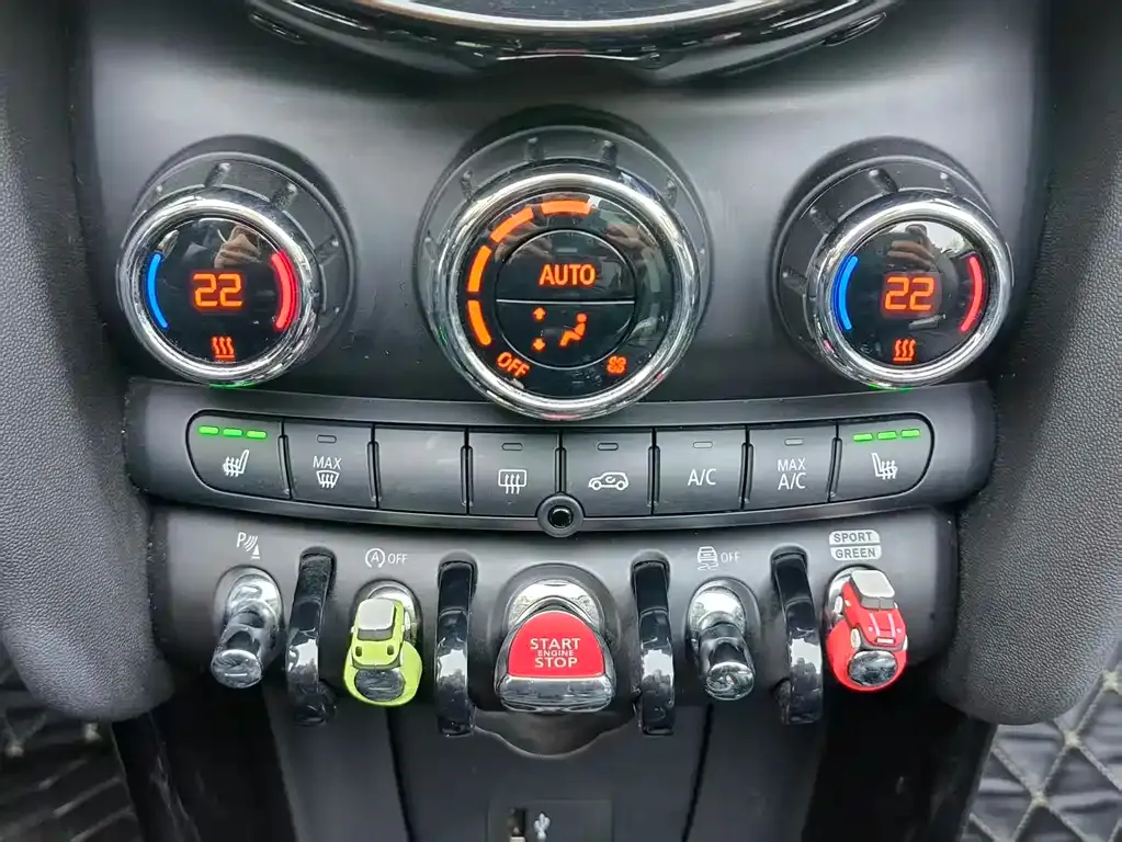 MINI Cooper (3-door) 2022 из CN, фото 3