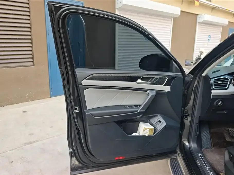 Volkswagen Tayron 2023 из CN, фото 2