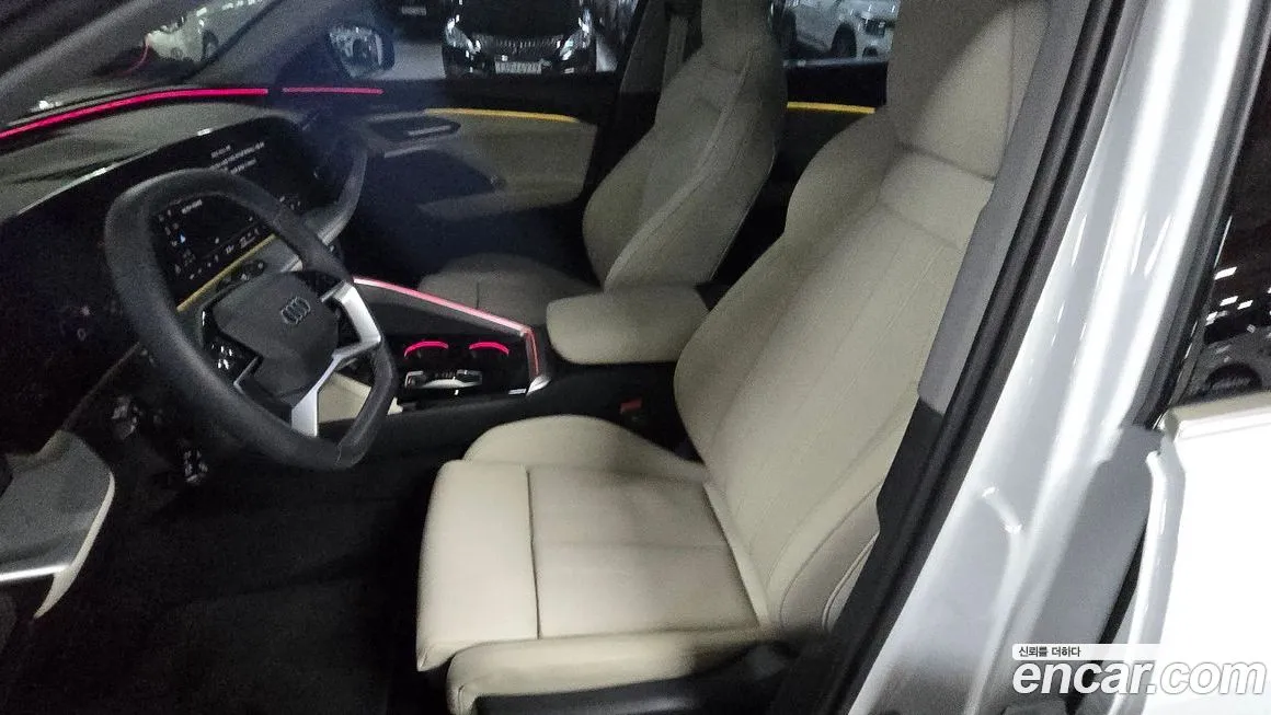Audi Q5 2025 из KR, фото 9