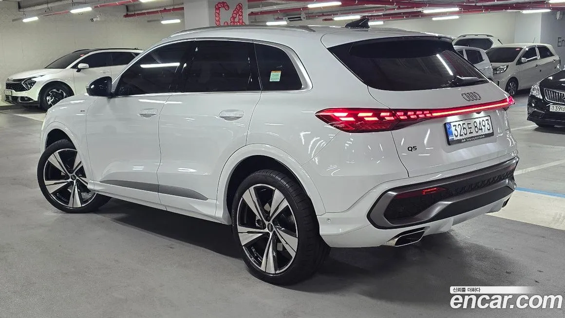 Audi Q5 2025 из KR, фото 10