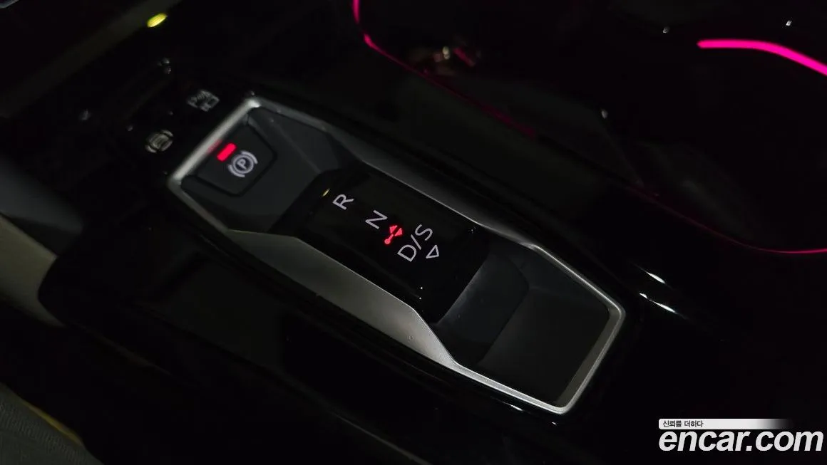 Audi Q5 2025 из KR, фото 8