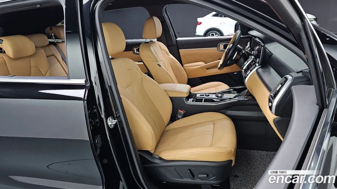 Kia Sorento — фото 6