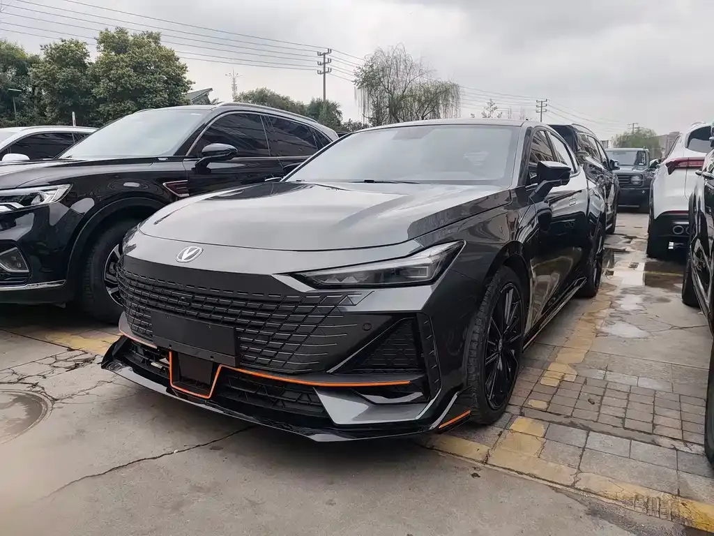 Changan UNI-V 2023 из CN, фото 1