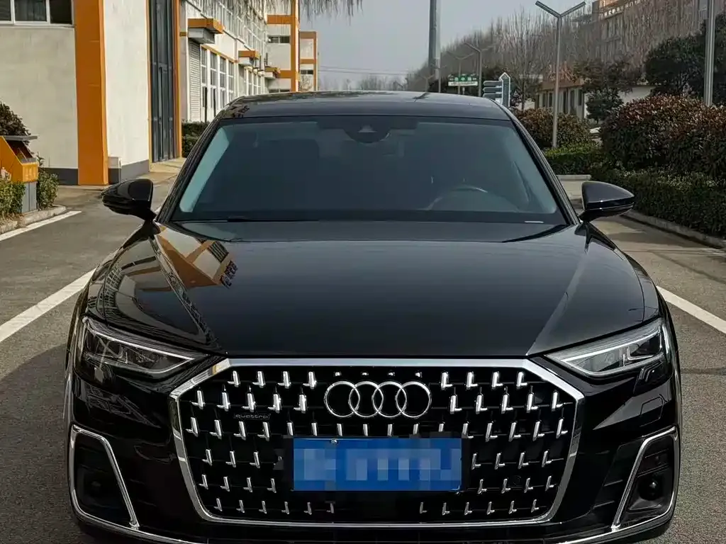 Audi A8 2023 из CN, фото 7