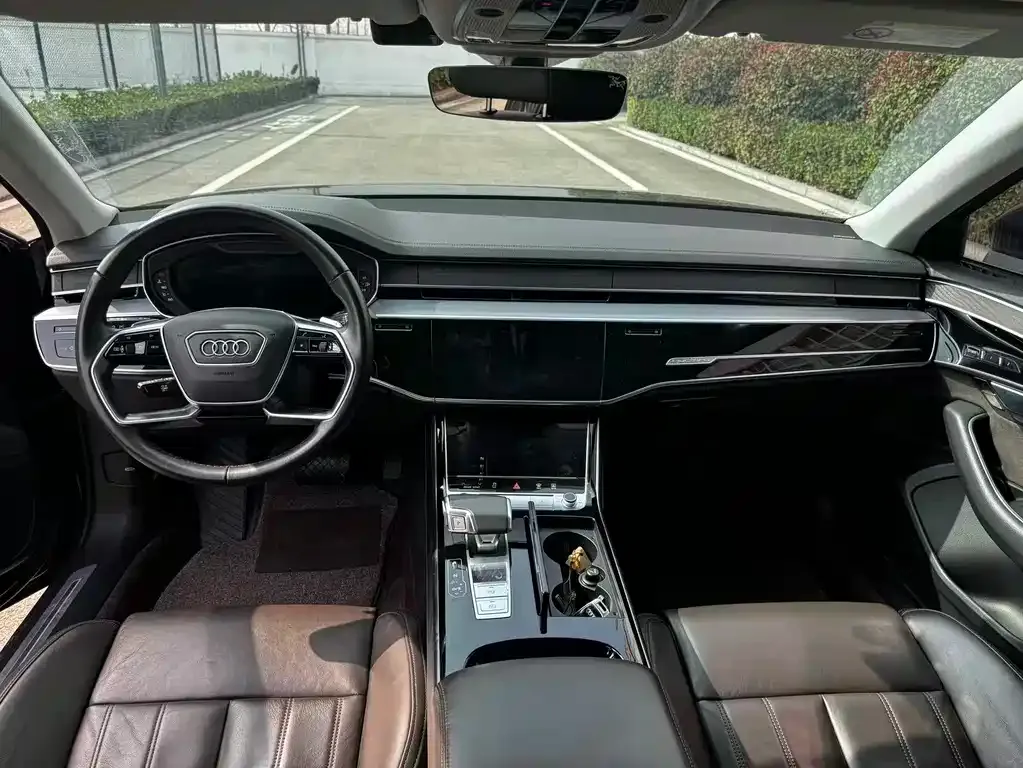 Audi A8 2023 из CN, фото 5