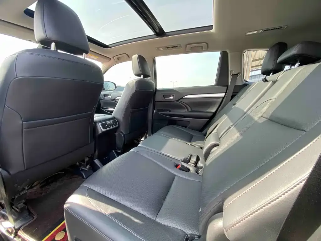 Toyota Highlander 2021 из CN, фото 6