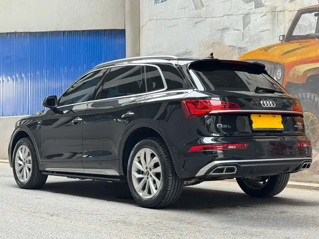 Audi Q5L — фото 3