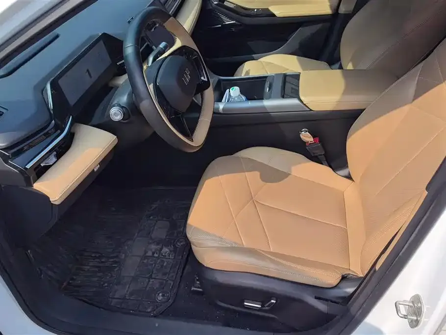 Geely Galaxy L6 — фото 10
