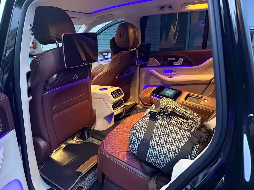 Mercedes-Benz GLS 2023 из CN, фото 3