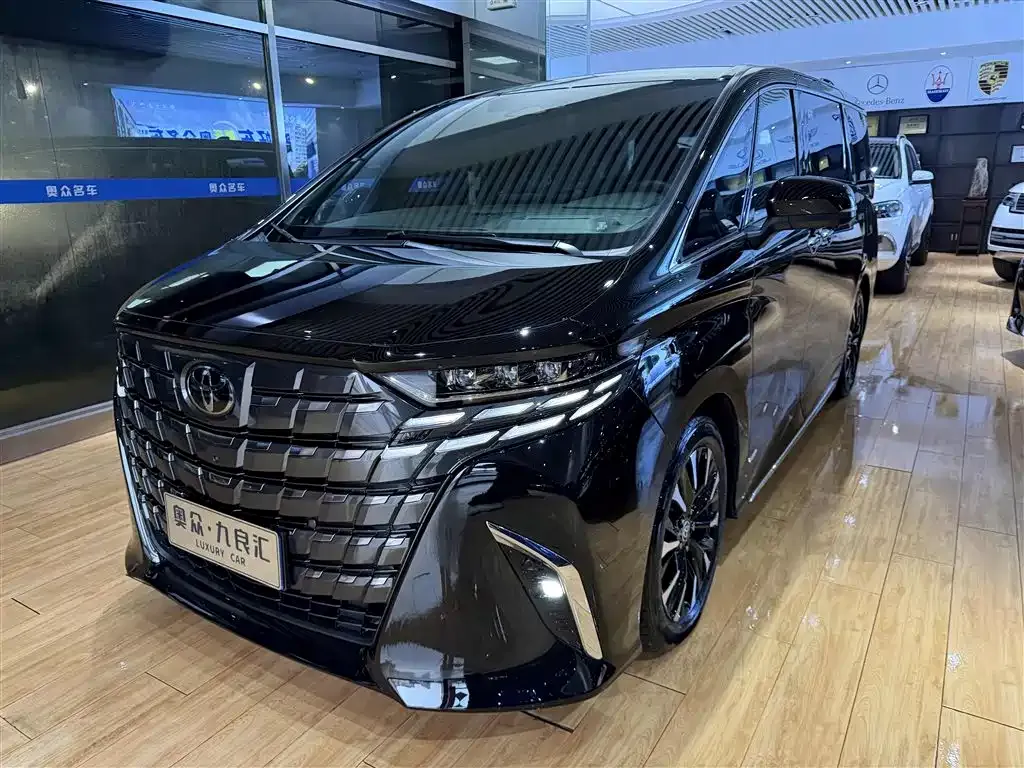 Toyota Alphard 2026 из CN, фото 9