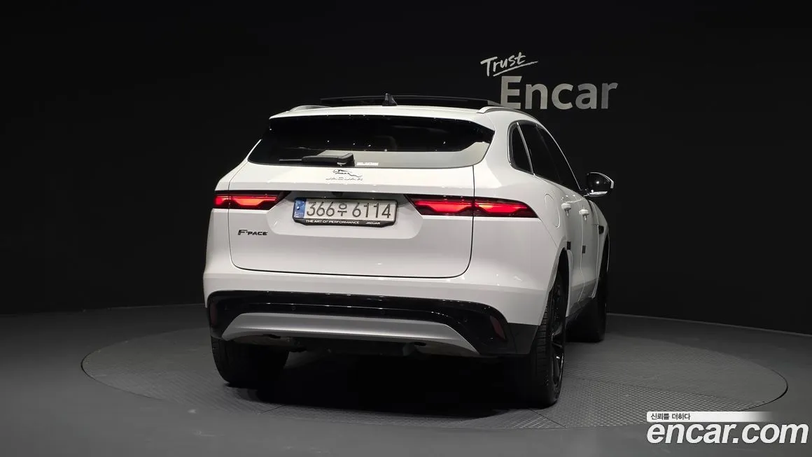 Jaguar F-PACE 2023 из KR, фото 2