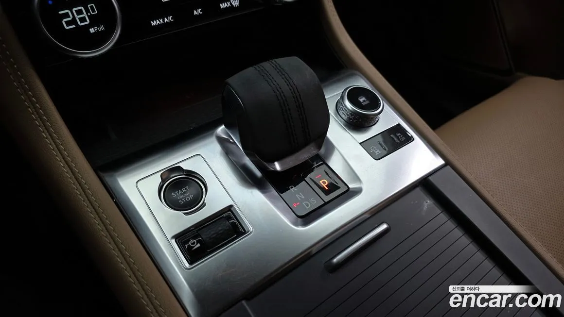 Jaguar F-PACE 2023 из KR, фото 3