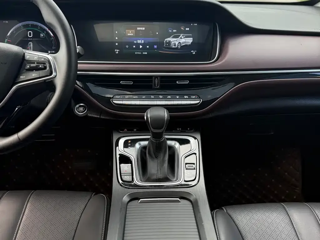GAC Motor Trumpchi M6 2022 из CN, фото 2
