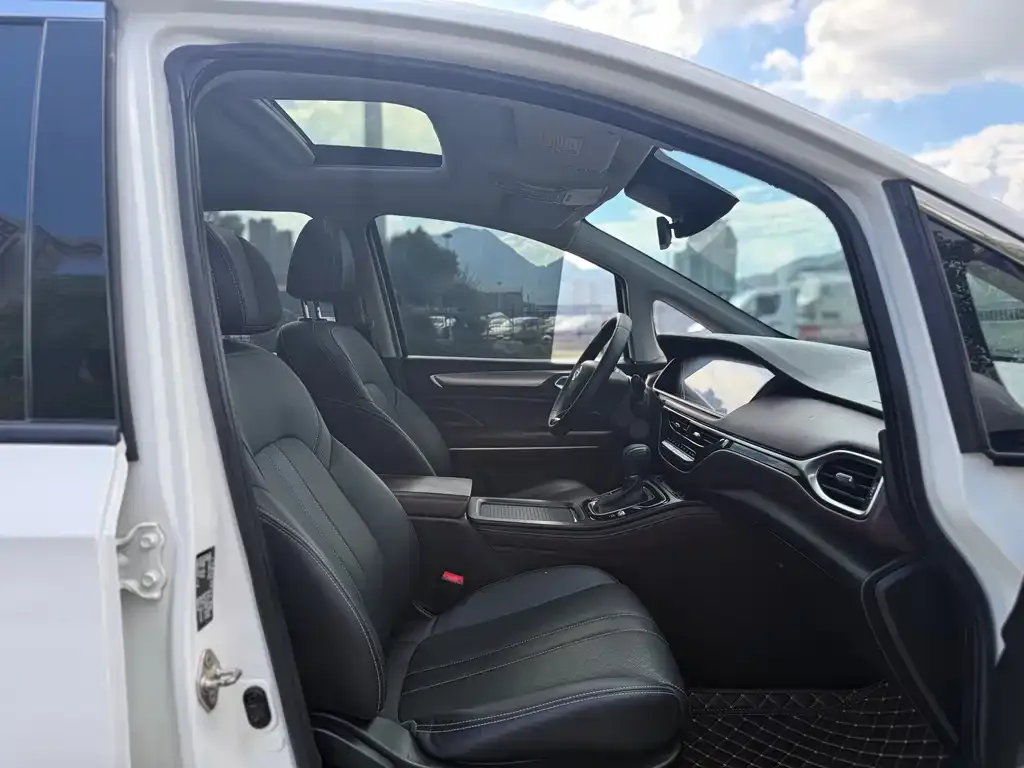 GAC Motor Trumpchi M6 2022 из CN, фото 5