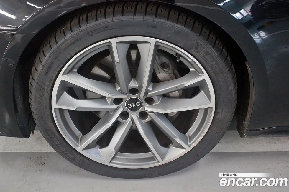 Audi A7 2023 из KR, фото 3