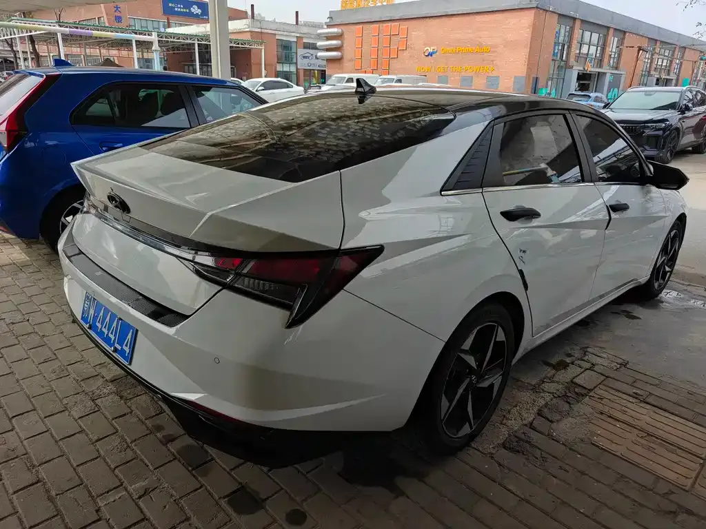 Hyundai Elantra 2021 из CN, фото 3