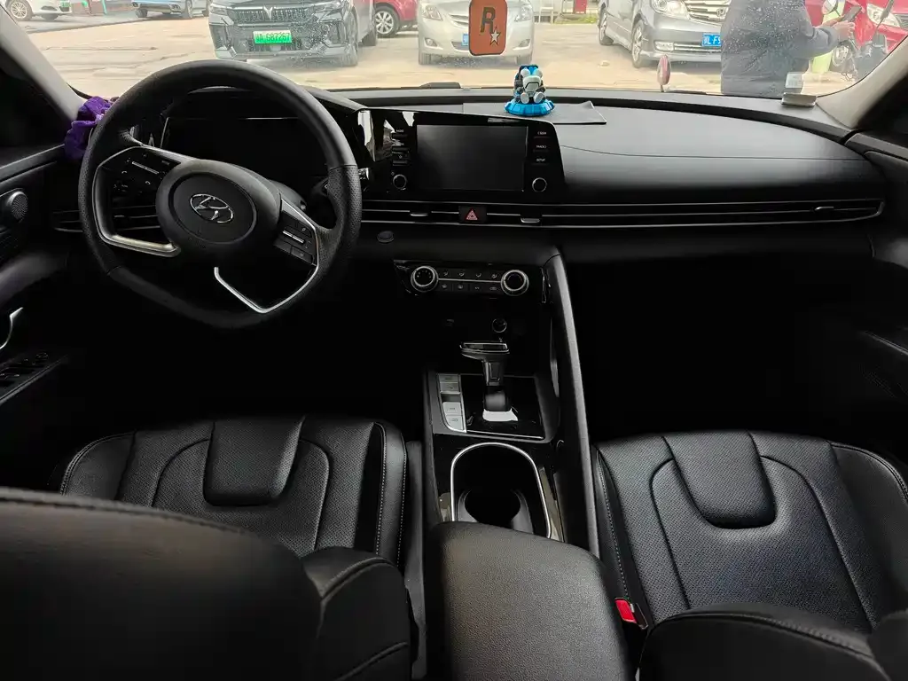 Hyundai Elantra 2021 из CN, фото 4