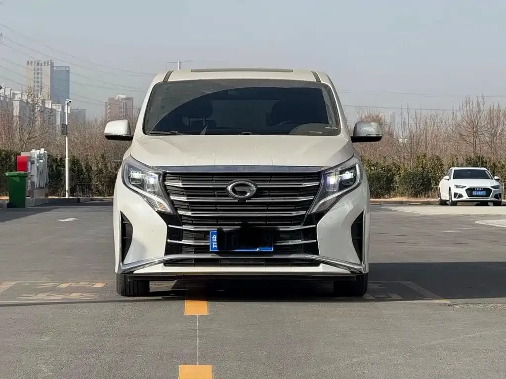 GAC Motor Trumpchi M8 — фото 10
