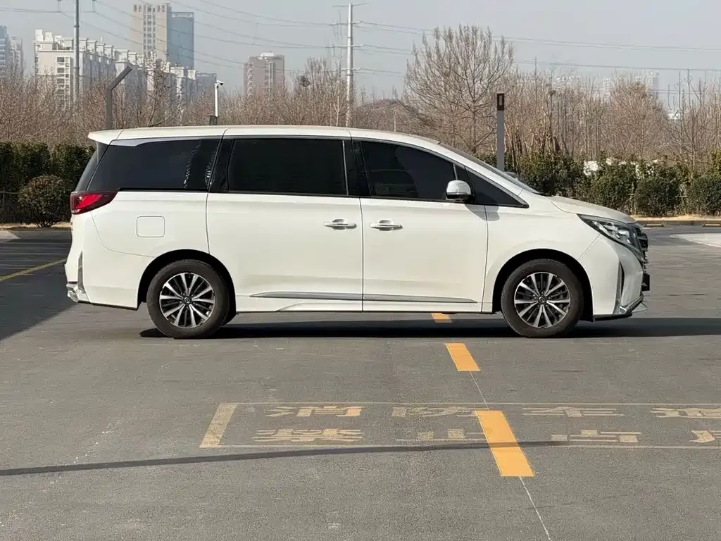 GAC Motor Trumpchi M8 — фото 5