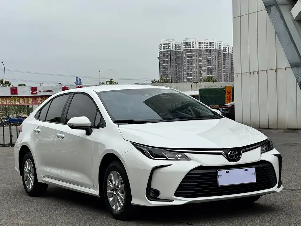 Toyota Corolla 2024 из CN, фото 5