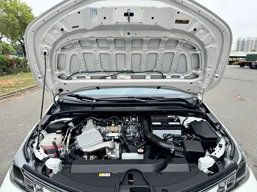 Toyota Corolla 2024 из CN, фото 10