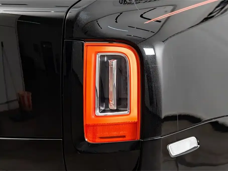 Rolls-Royce Cullinan 2024 из CN, фото 2