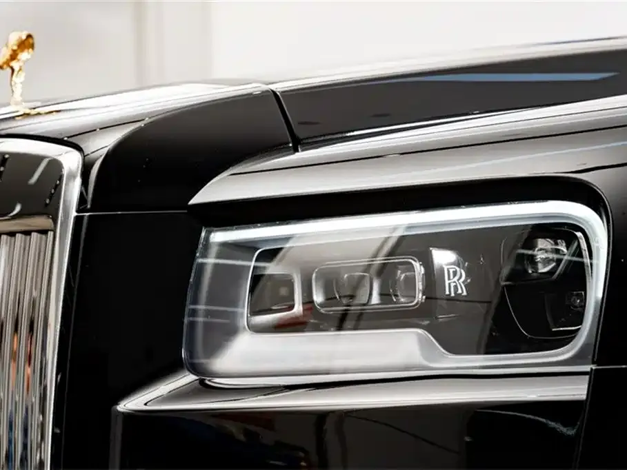 Rolls-Royce Cullinan 2024 из CN, фото 10