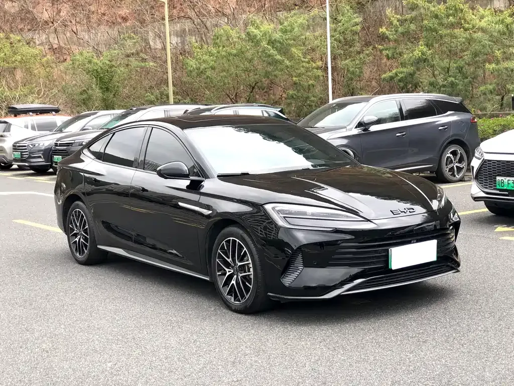 BYD Seal — фото 9