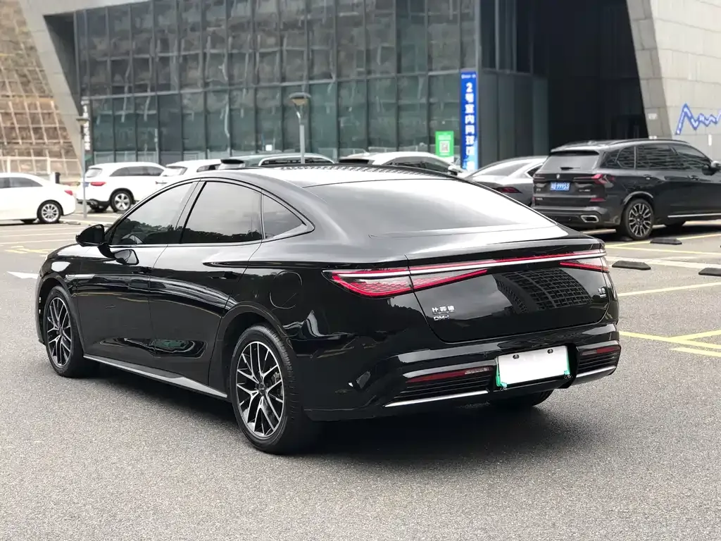BYD Seal — фото 7