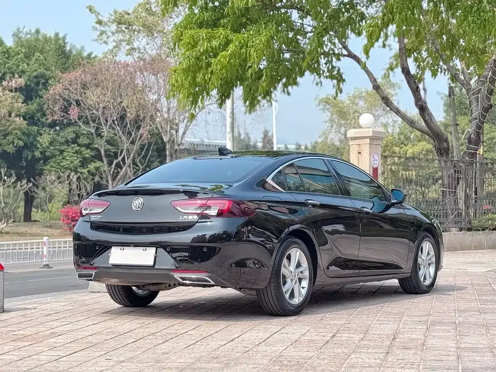 Buick Regal — фото 8