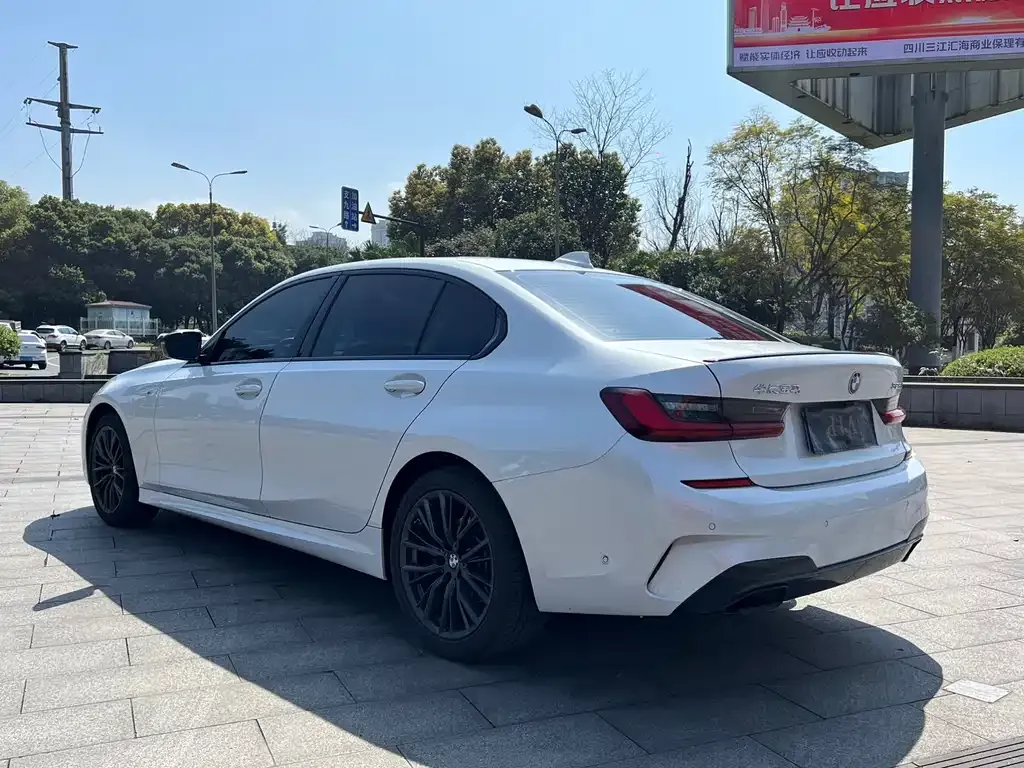 BMW 3 Series 2022 из CN, фото 4
