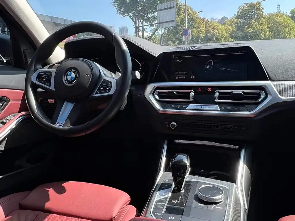 BMW 3 Series 2022 из CN, фото 7
