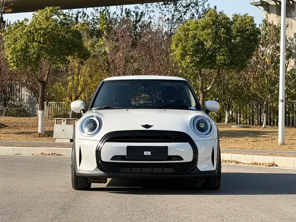 MINI Cooper (3-door) 2023 из CN, фото 10
