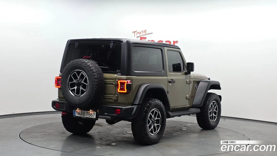 Jeep Wrangler — фото 6