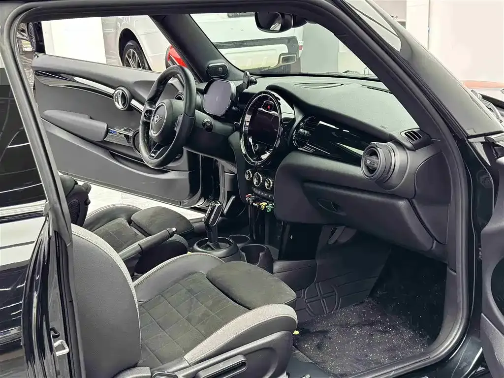 MINI Cooper (3-door) 2022 из CN, фото 6