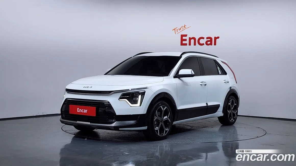 Kia Niro — фото 1
