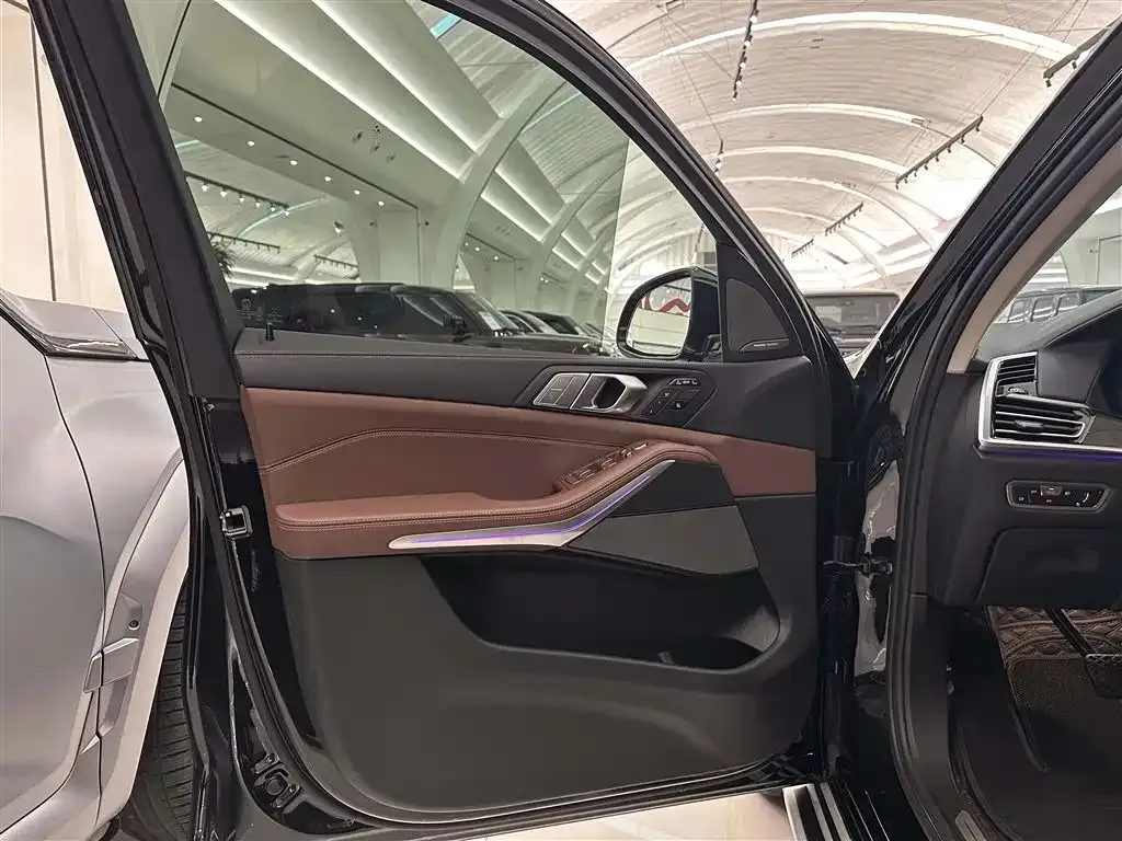 BMW X7 2022 из CN, фото 3