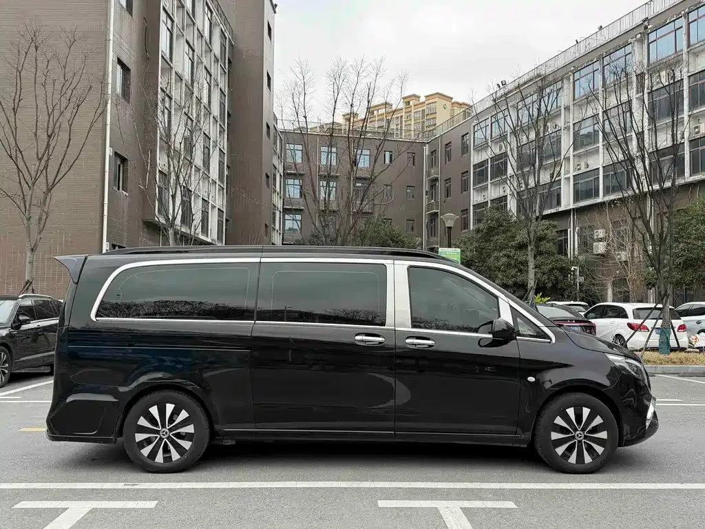 Mercedes-Benz Vito — фото 10