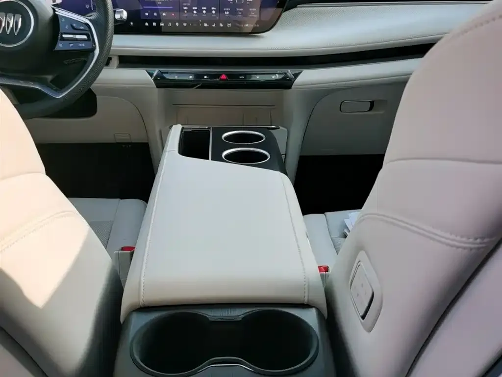 Buick GL8 Hybrid — фото 4