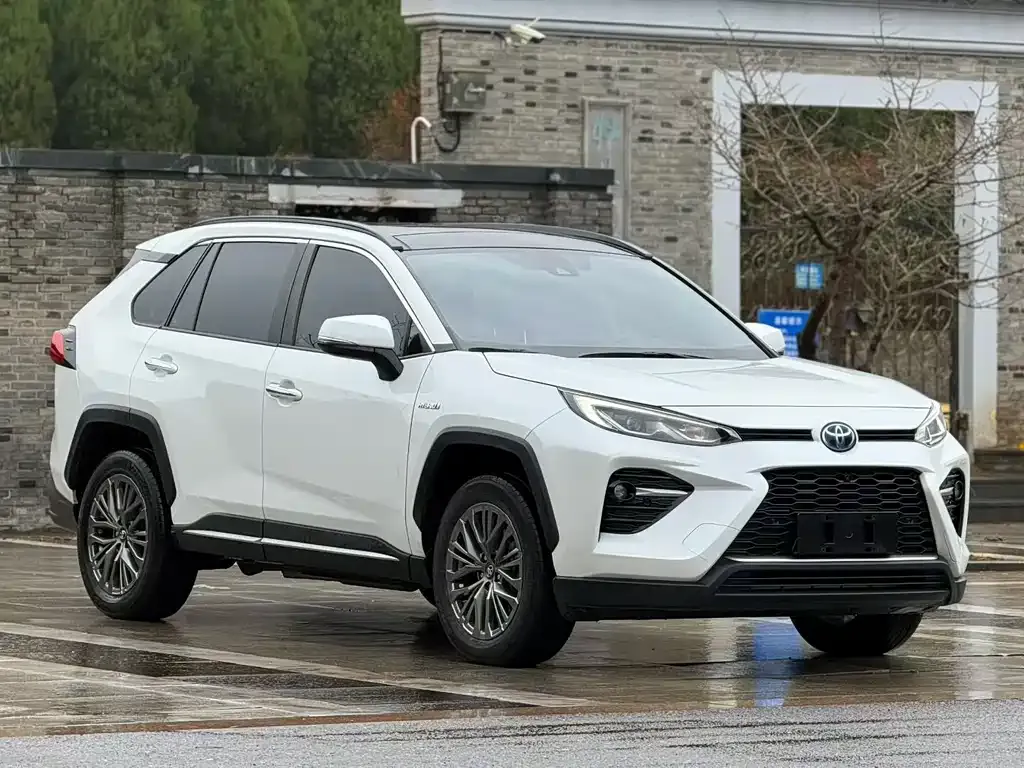 Toyota Wildlander 2023 из CN, фото 4