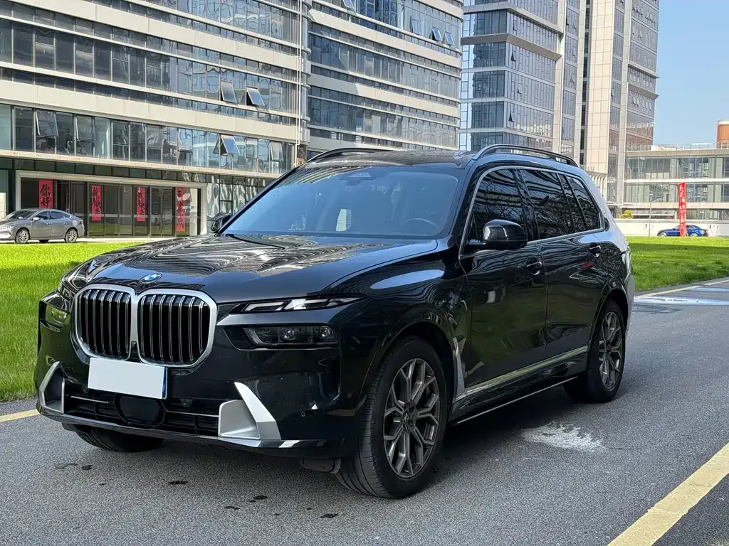 BMW X7 2024 из CN, фото 1