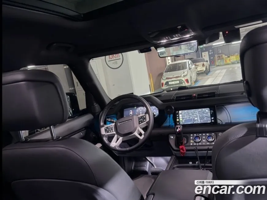 Land Rover Defender 2024 из KR, фото 8
