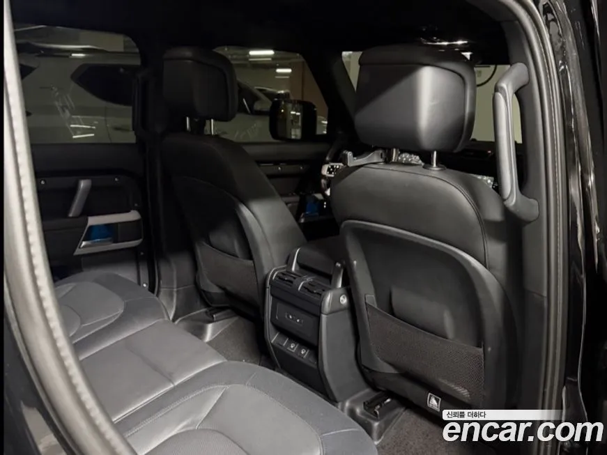 Land Rover Defender 2024 из KR, фото 9