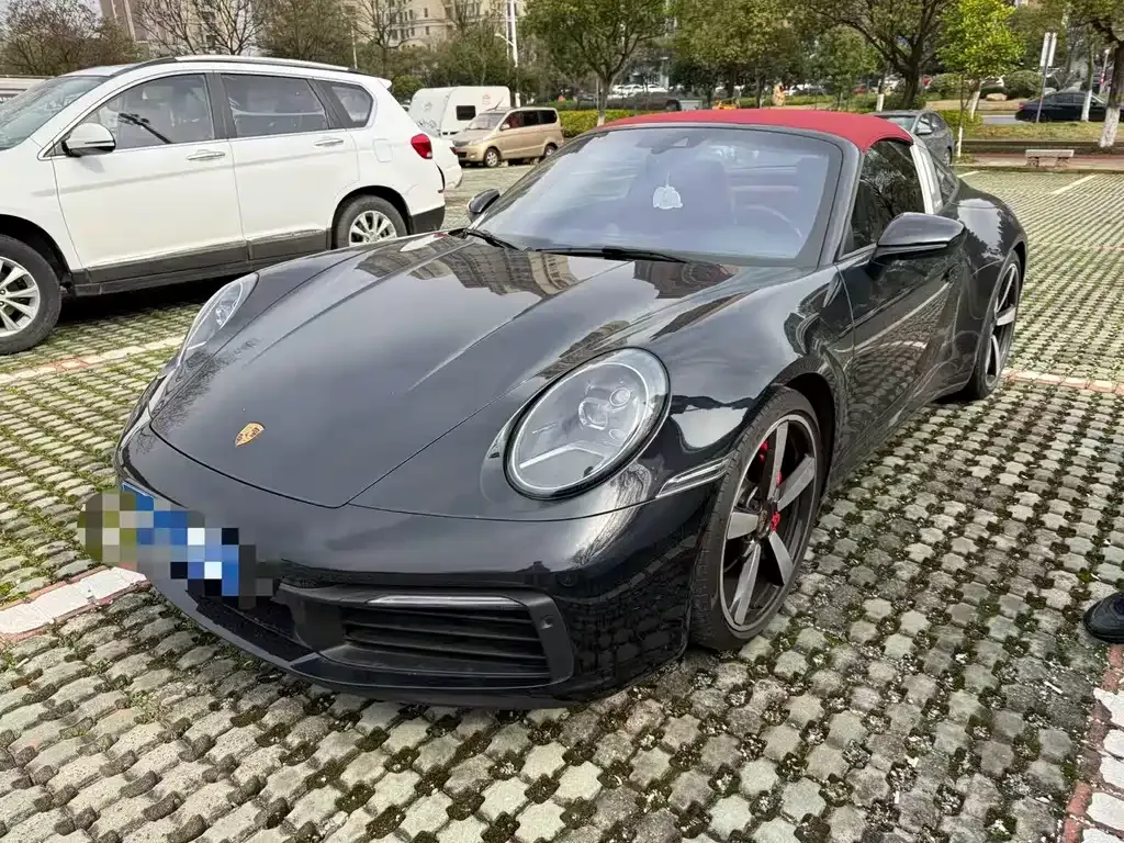 Porsche 911 2022 из CN, фото 1