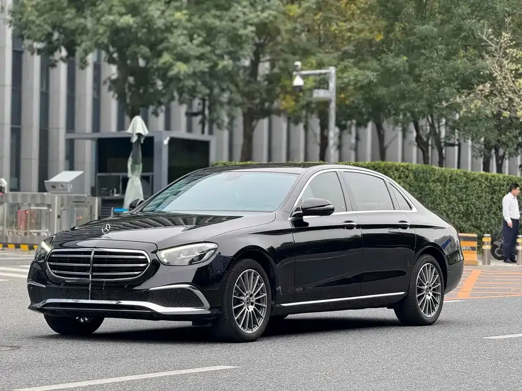 Mercedes-Benz E-Class 2022 из CN, фото 1