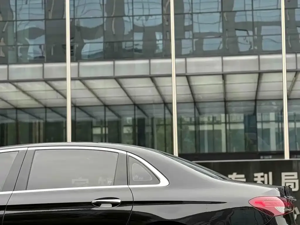 Mercedes-Benz E-Class 2022 из CN, фото 6