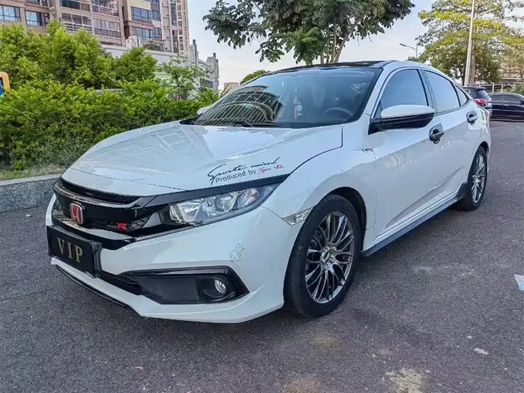 Honda Civic — фото 1
