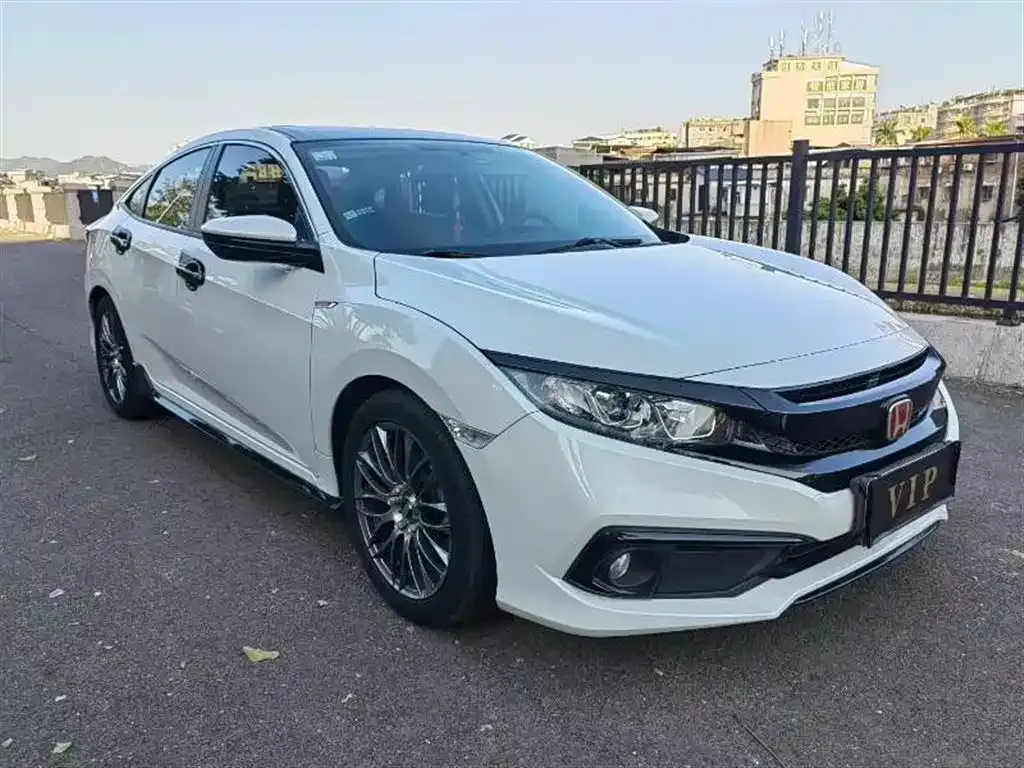 Honda Civic — фото 8