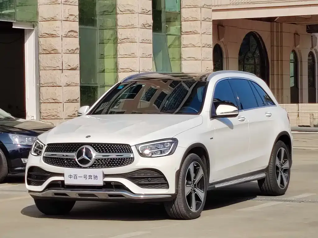 Mercedes-Benz GLC — фото 1