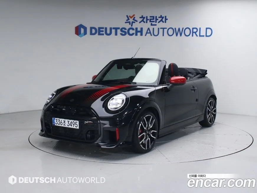 Mini Cooper Convertible JCW